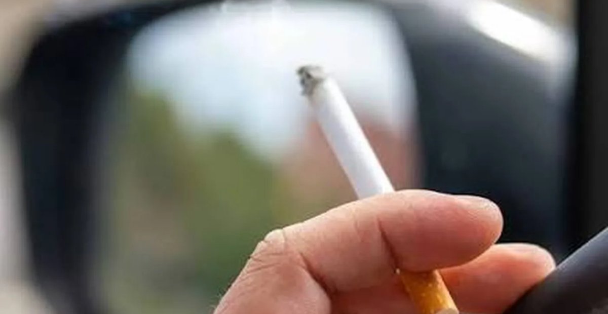 Buscan multar con hasta $227.100 a quienes fumen al volante